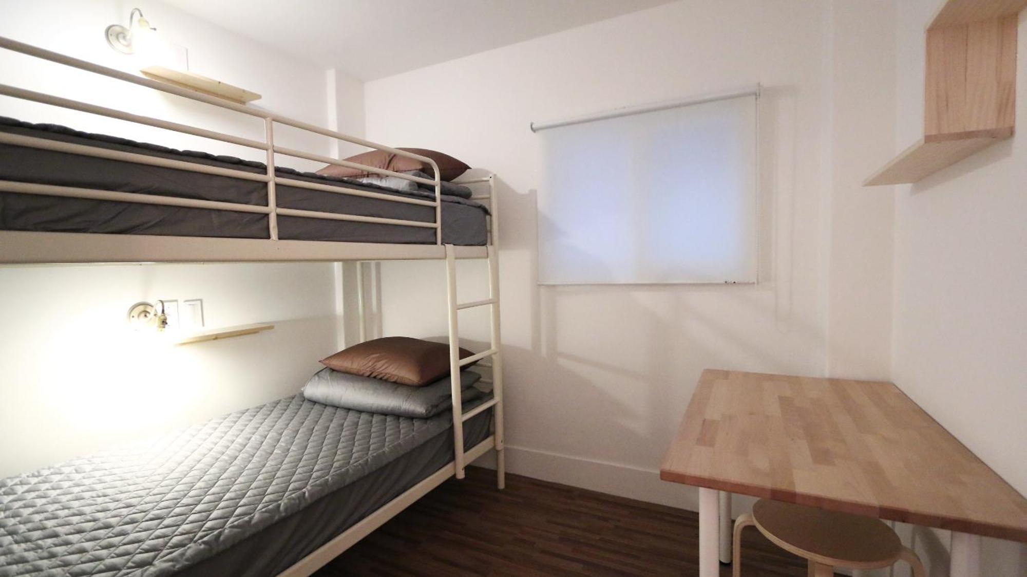 Blue Boat Hostel Myeongdong Seoul Exterior photo