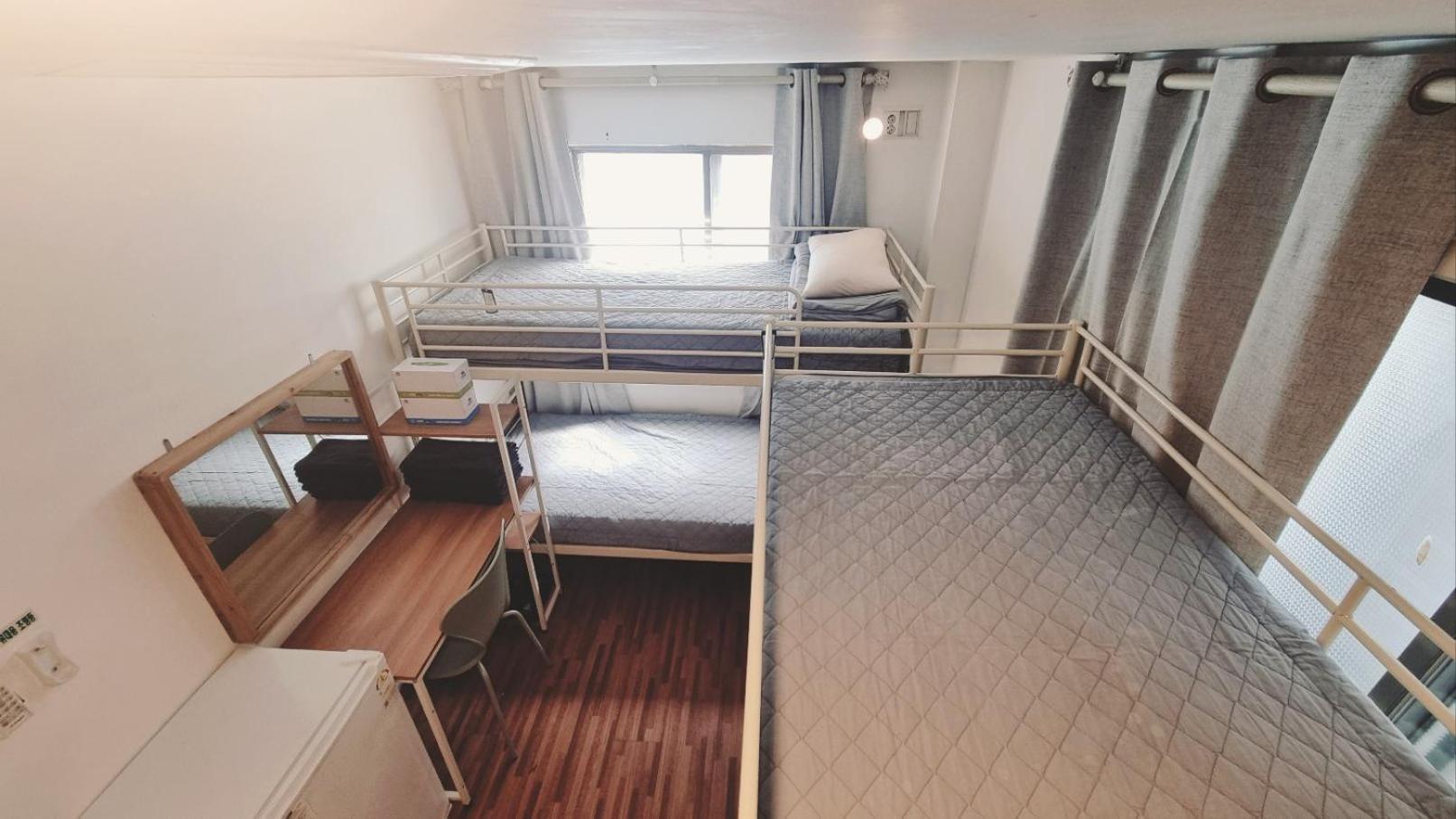 Blue Boat Hostel Myeongdong Seoul Exterior photo