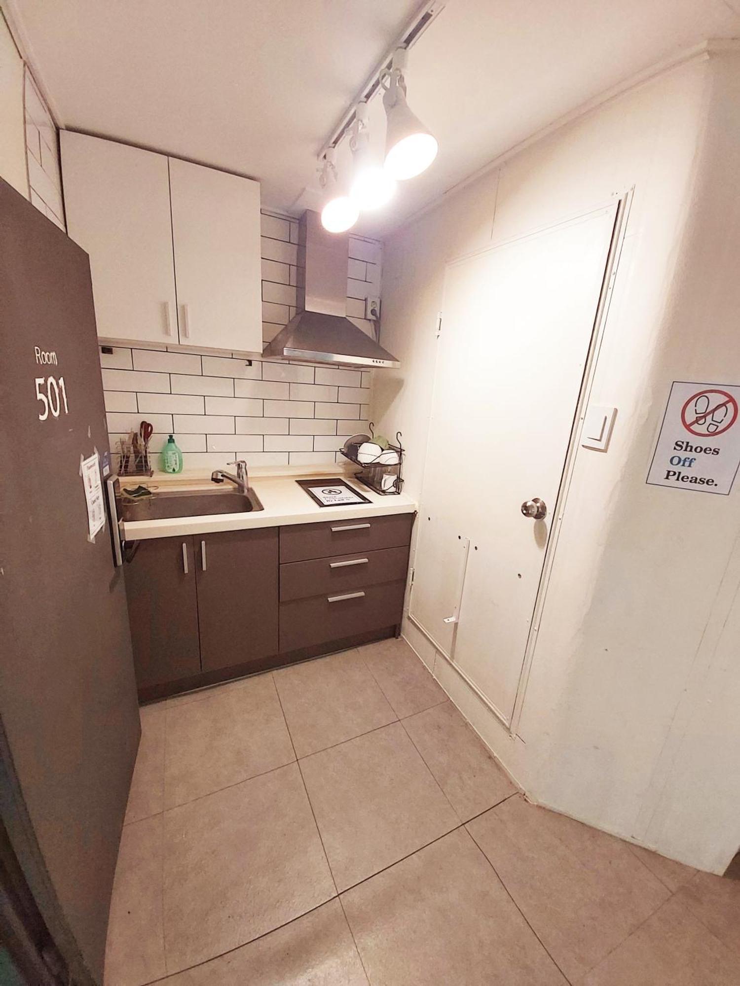 Blue Boat Hostel Myeongdong Seoul Exterior photo