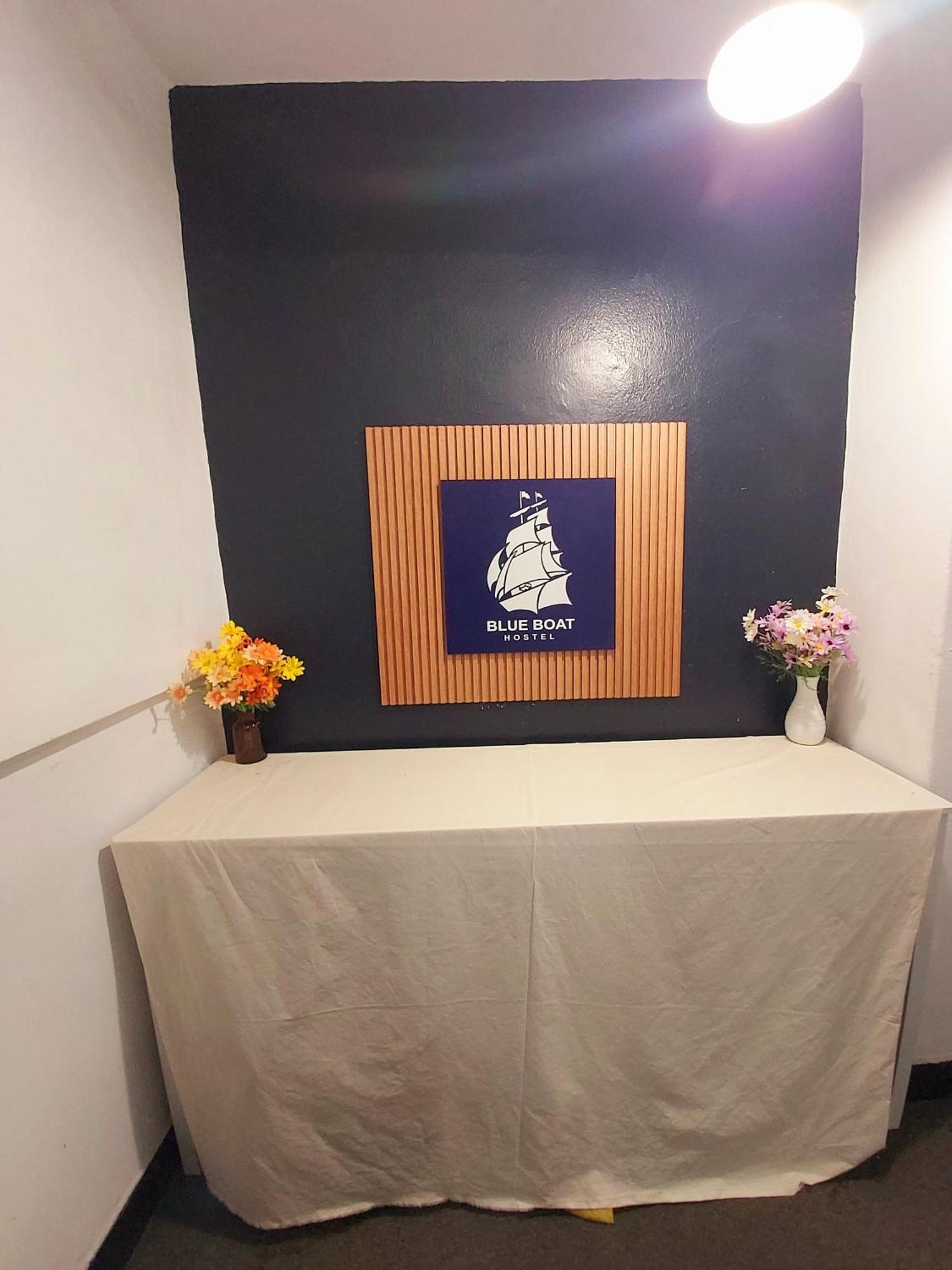Blue Boat Hostel Myeongdong Seoul Exterior photo